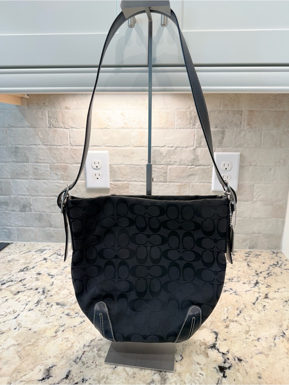 Coach EUC Vintage Black Signature Jacquard Hobo Shoulder Bag